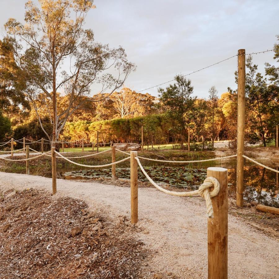 Eight Acres Lakes Entrance Exterior foto